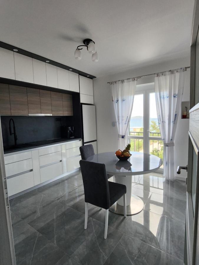 Airport Split Apartment Kastel Stafilic Luaran gambar
