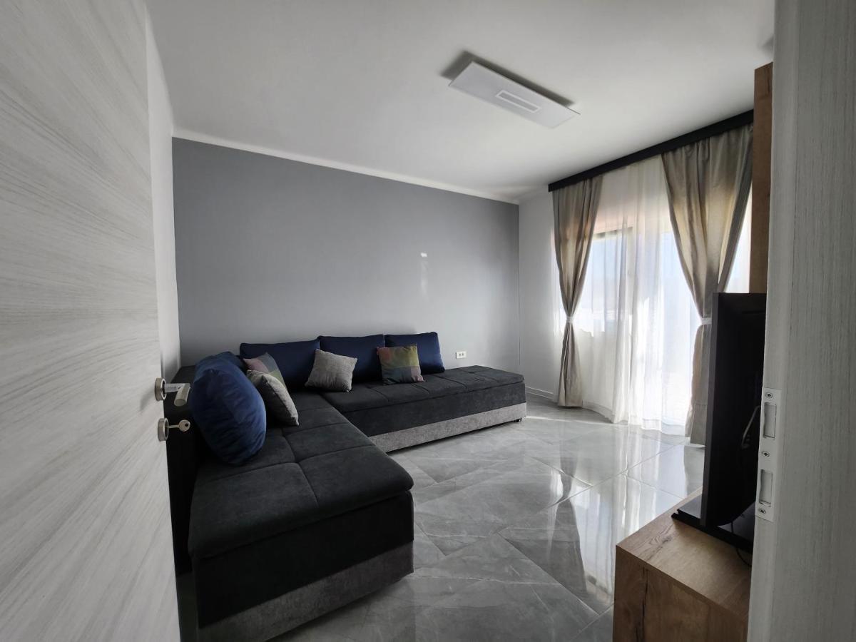 Airport Split Apartment Kastel Stafilic Luaran gambar