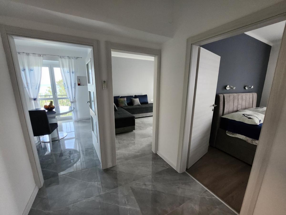 Airport Split Apartment Kastel Stafilic Luaran gambar