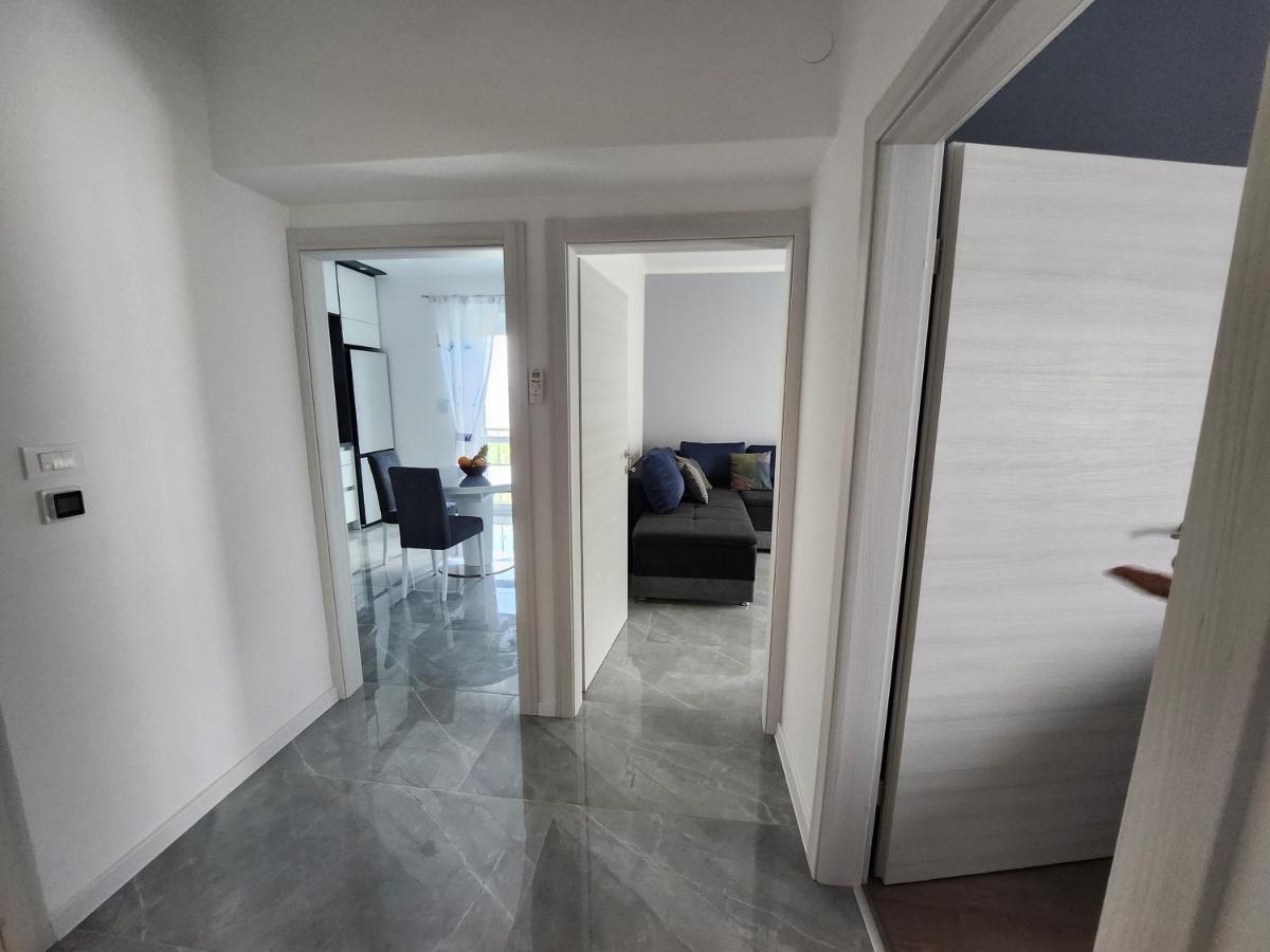 Airport Split Apartment Kastel Stafilic Luaran gambar